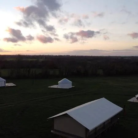 Camping A La Ferme - Hebergements Insolites Cerisy-la-Foret Extérieur photo